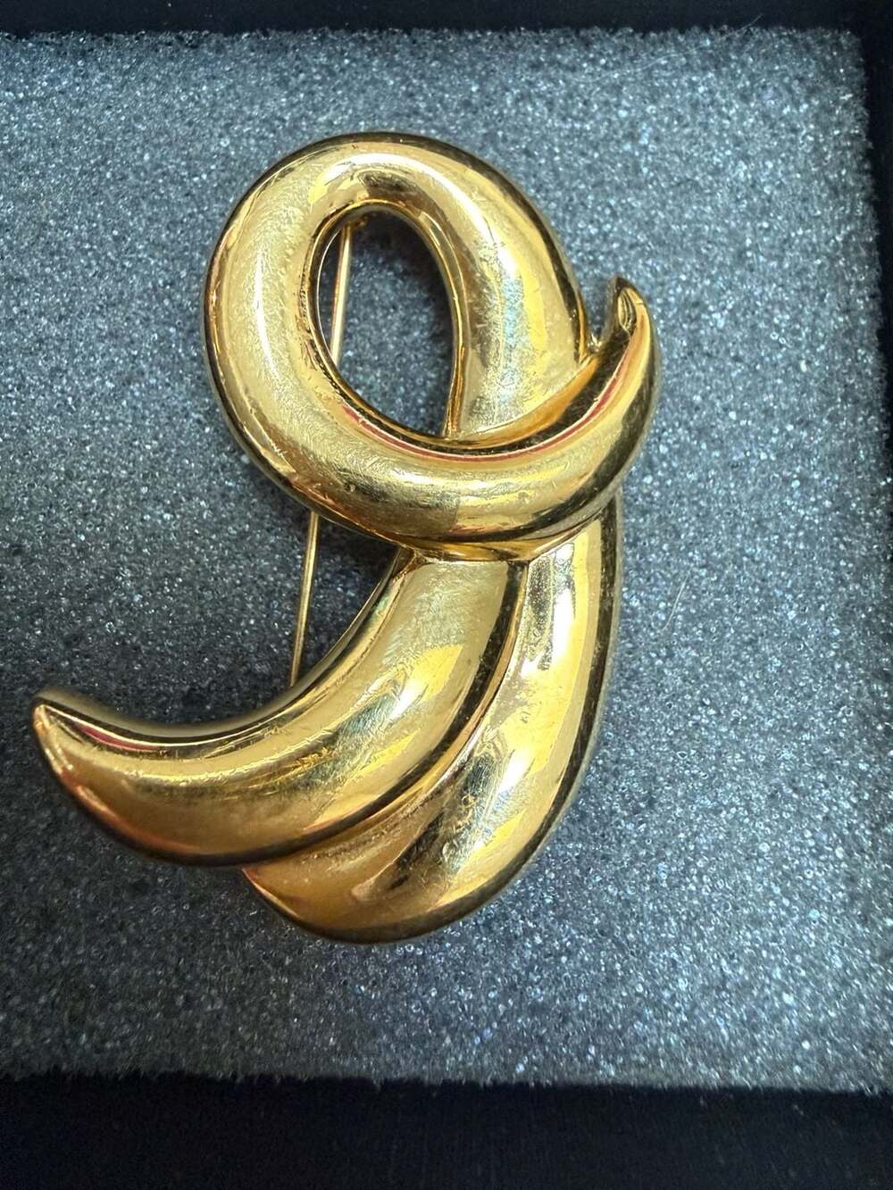 Napier Gold Tone Swirl Brooch Vintage Modernist Statement Pin